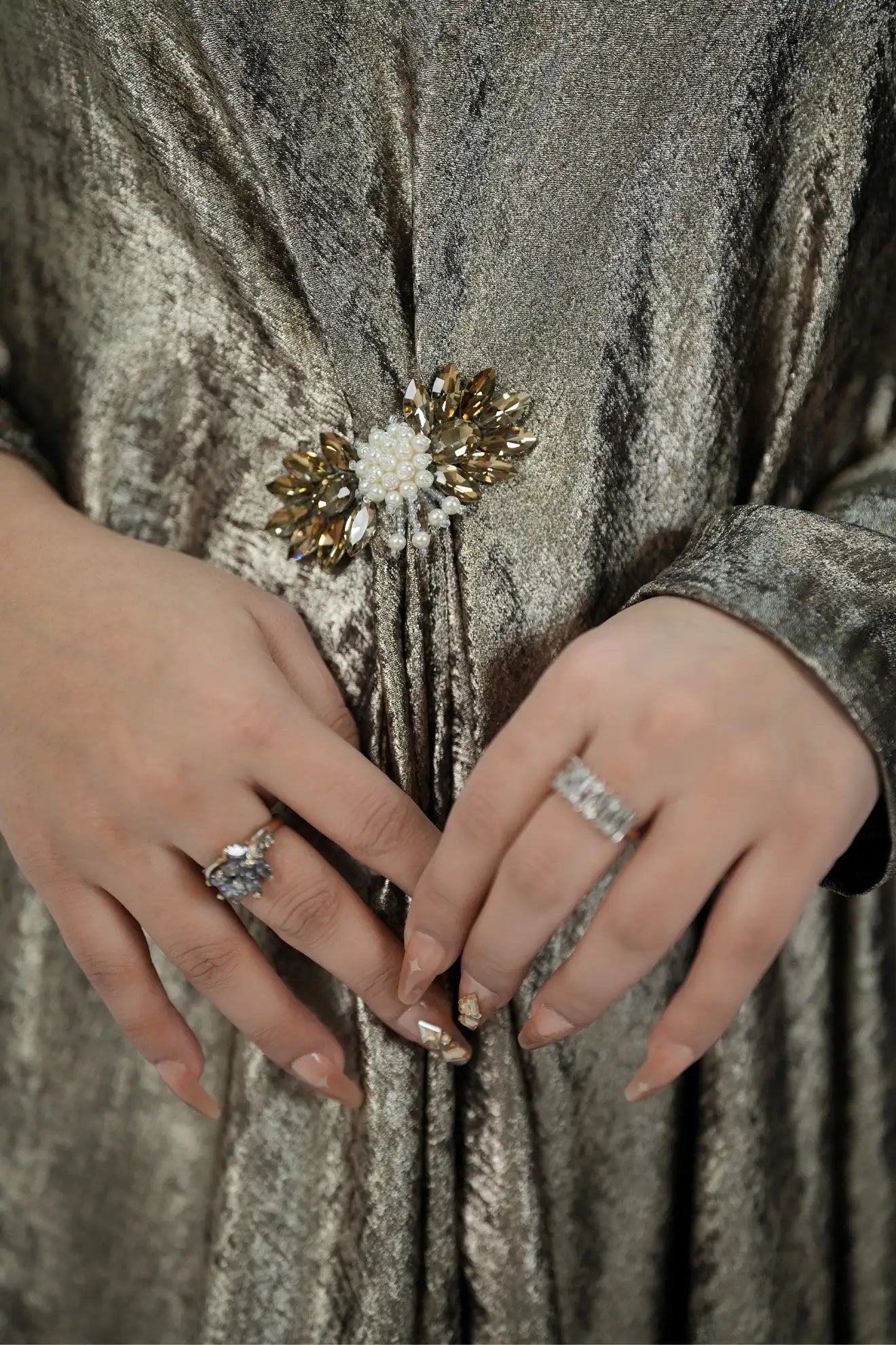 Moonlit Aura – Premium 2PC Stitched Moonlight Set