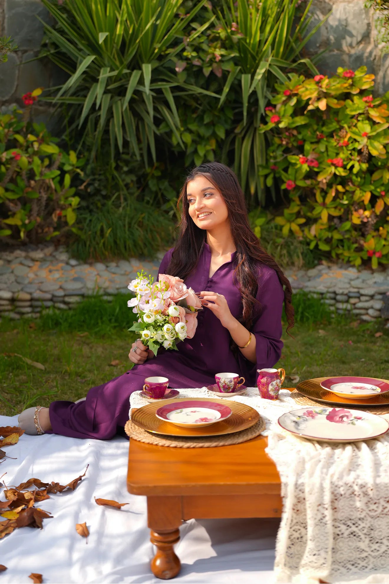 Violet Grace – 2PC Linen Stitched Suit